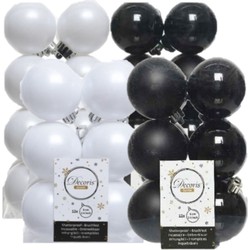 56x stuks kunststof kerstballen zwart en wit 4 en 6 cm - Kerstbal