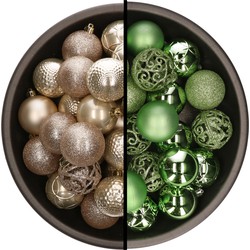 Kunststof kerstballen 74x stuks champagne en groen 6 cm - Kerstbal