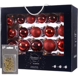 Kerstversiering glazen kerstballen mix set 5-6-7 cm rood/donkerrood 42x stuks met haakjes - Kerstbal