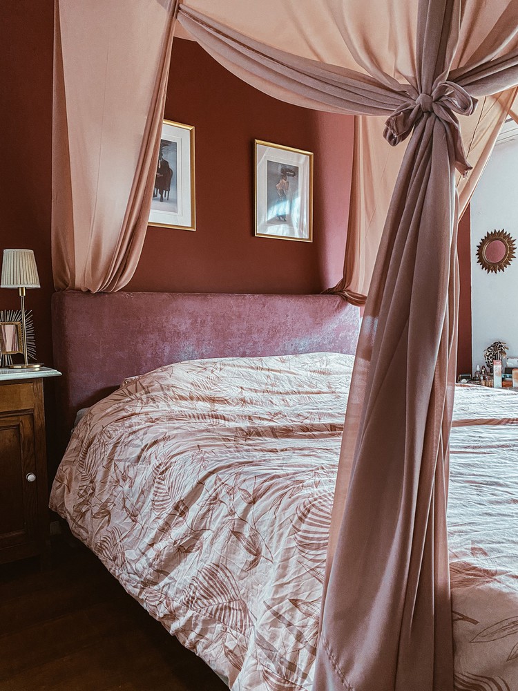 slaapkamer-oud-roze-vintage
