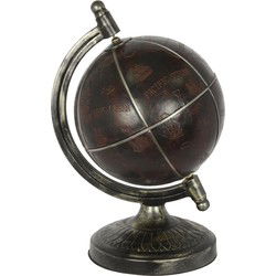 EEN WERELDBOL OP STANDAARD