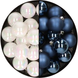 32x stuks kunststof kerstballen mix van parelmoer wit en donkerblauw 4 cm - Kerstbal