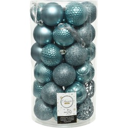Decoris 37x stuks kunststof kerstballen ijsblauw 6 cm mix - Kerstbal