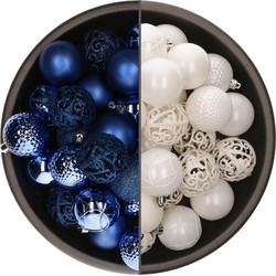 74x stuks kunststof kerstballen mix van wit en kobalt blauw 6 cm - Kerstbal