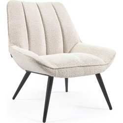 Kave Home - Fauteuil Marlina met witten schapenvachtlook met stalen poten met een zwarte afwerking