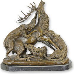 A BRONZE SCULPTURE OF THE DEER HUNT