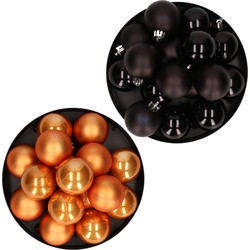 Kerstversiering kunststof kerstballen mix zwart/ cognac bruin 4 en 6 cm pakket van 80x stuks - Kerstbal