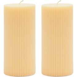 Riviera Maison Stompkaarsen - Pillar Candle Rib - Kaarsen set met ribbel 2 stuks Geel - 7x15 cm