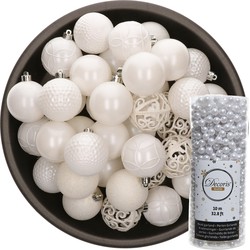 37x stuks kunststof kerstballen 6 cm inclusief kralenslinger wit - Kerstbal