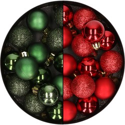 28x stuks kleine kunststof kerstballen dennengroen en rood 3 cm - Kerstbal