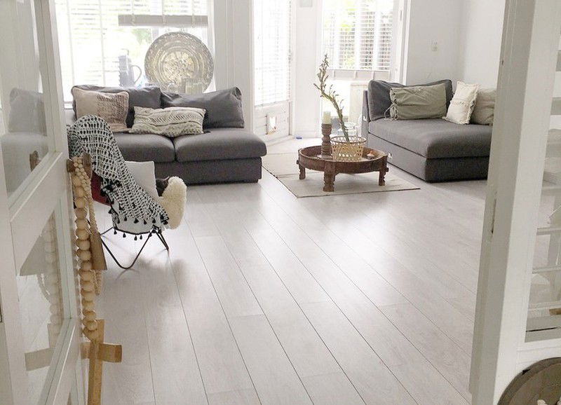 Shop the look: wit interieur met neutrale kleuren