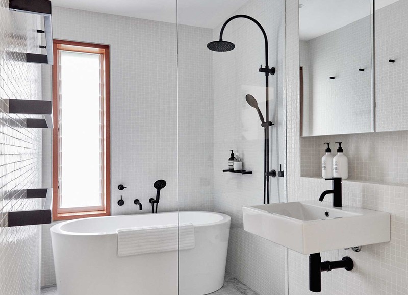 10x mooie badkamers met een zwarte douche van pinterest