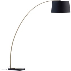 Kave Home - Staande lamp Juhe met goudkleurig metaal en zwart marmer