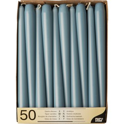 50x stuks dinerkaarsen ijs blauw 25 cm - Dinerkaarsen