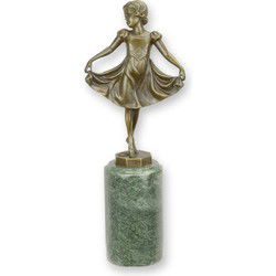 A BRONZE SCULPTURE CALLED LIESELOTTE
