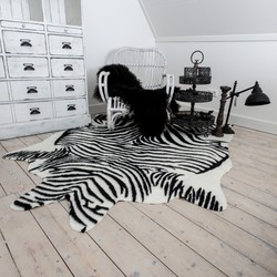 Imitatie huid zebra zwart/wit gestreept XL 160 x 210 cm