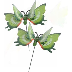 3x stuks groene metalen tuindecoratie vlinder op stok 17 x 60 cm - Tuinbeelden