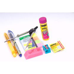 Kangaro K-7402 Beker met Pen/Gum/Lijm/Passer/Etc.