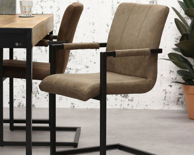 Leren stoelen