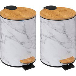 5Five Prullenbak/pedaalemmer Marmer look - 2x - wit - 3 liter - metaal/bamboe - 17 x 25 cm - Pedaalemmers