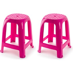 2x stuks keuken of kasten opstapje/krukje/zitje in het fuchsia roze 46,5 cm - Huishoudkrukjes