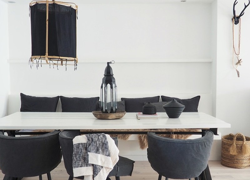 Shop the look: witte eetkamer met donkere meubels