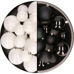Kerstversiering kunststof kerstballen mix zwart/wit 4-6-8 cm pakket van 68x stuks - Kerstbal