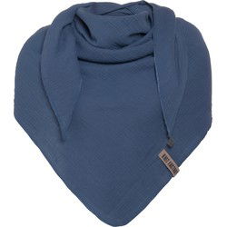 Knit Factory Liv Gebreide Omslagdoek - Driehoek Sjaal Dames - Jeans - 190x85 cm - 100% Biologisch katoen