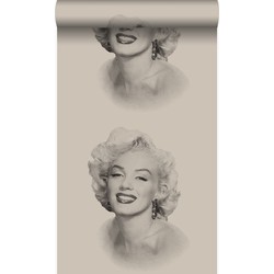 Origin Wallcoverings behang Marilyn Monroe grijs en zwart - 53 cm x 10,05 m - 326350
