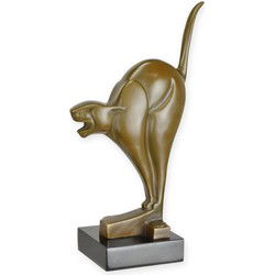 A BRONZE SCULPTURE OF AN ART DECO CAT