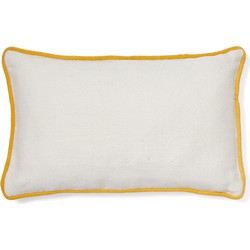 Kave Home - Witte kussenhoes Catius van 100% PET met gele bies 50 x 30 cm