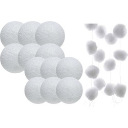 Pakket van 52x stuks deco sneeuwballen diverse formaten - Decoratiesneeuw