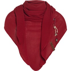 Knit Factory Lola Gebreide Omslagdoek - Driehoek Sjaal Dames - Bordeaux - 190x85 cm - Inclusief sierspeld