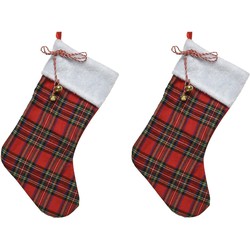 2x stuks kerstsok rood met ruitjes 23 x 45 cm kerstversiering/kerstdecoratie - Kerstsokken