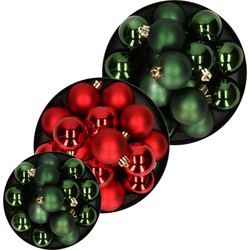 Kerstversiering kunststof kerstballen mix rood/donkergroen 4-6-8 cm pakket van 68x stuks - Kerstbal