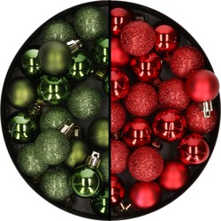 Kleine kunststof kerstversiering 40x stuks set en 3 cm kerstballen in het groen en rood - Kerstbal