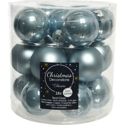 18x stuks kleine glazen kerstballen lichtblauw 4 cm mat/glans - Kerstbal