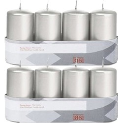 8x Kaarsen zilver 5 x 10 cm 18 branduren sfeerkaarsen - Stompkaarsen