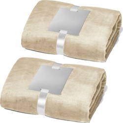 Fleece dekens/plaids 2 stuks beige 240 grams polyester 120 x 150 cm - Plaids