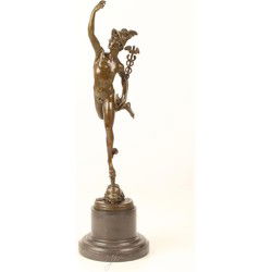 EEN BRONZEN BEELDHOUWWERK VAN "MERCURY"