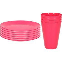 Kunststof ontbijt/diner 8x bordjes 26 cm en 8x bekertjes 430 ML set roze - Campingborden