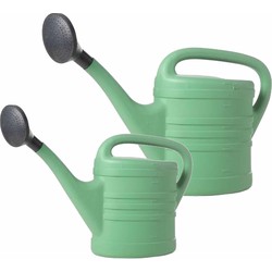 2x stuks kunststof tuin gieters 5 en 10 liter groen - Gieters