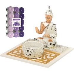 Boeddha beeld voor binnen 14 cm met 30x geurkaarsen lavendel - Beeldjes