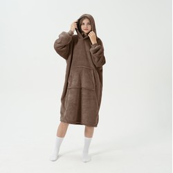 Geen merk SHERRY Oversized Hoodie - 70x110 cm - Hoodie & deken in één - heerlijke, grote fleece hoodie deken - Chocolate Martini - donkerbruin - Dutch Decor Limited Collection