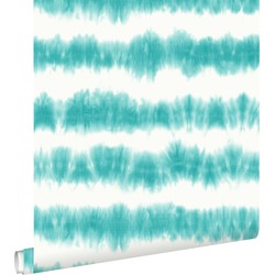 ESTAhome behang horizontale tie-dye shibori strepen intens turquoise en mat wit - 53 cm x 10,05 m - 148687