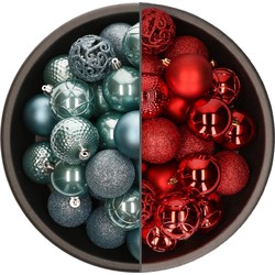 74x stuks kunststof kerstballen mix van rood en ijsblauw 6 cm - Kerstbal