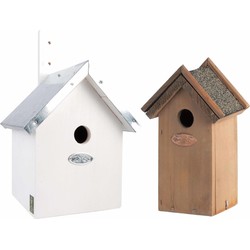 Voordeelset van 2x stuks houten vogelhuisjes/nestkastjes wit en houtkleur - Vogelhuisjes