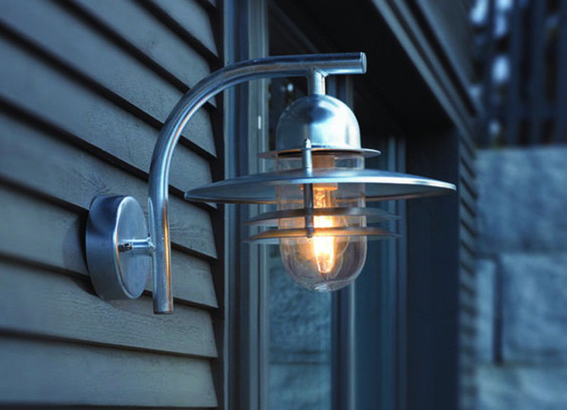 16x industriële buitenlampen om je tuin of balkon meer sfeer te geven