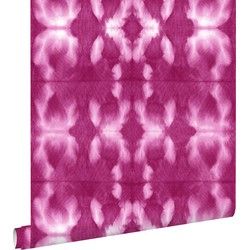 ESTAhome behang tie-dye shibori motief intens fuchsia roze - 53 cm x 10,05 m - 148684
