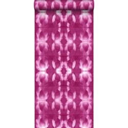 ESTAhome behang tie-dye shibori motief intens fuchsia roze